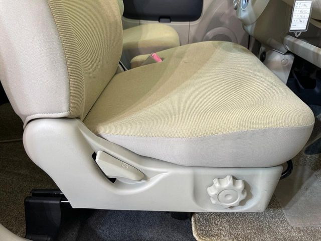 �y�V�[�g���t�^�[�z�V�[�g���ʂ̈ʒu���㉺�ɒ����ł���V�[�g���t�^�[�𑕔��B�啿�ȕ��������ȕ����œK�ȃh���C�r���O�|�W�V�����ŉ^�]�ł��܂��B