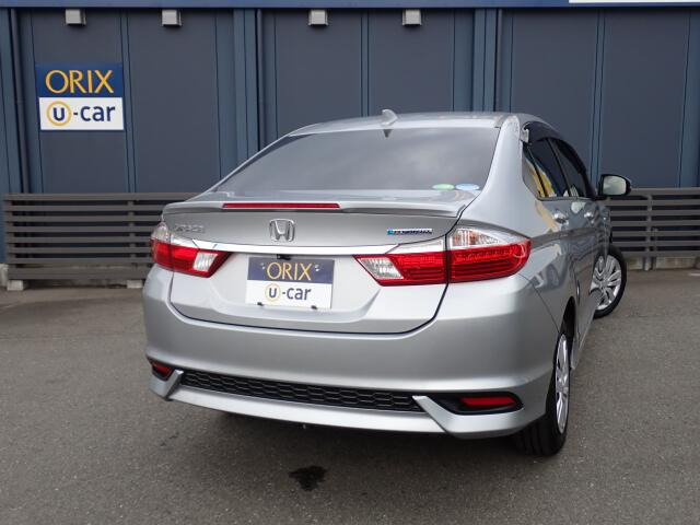 �����r���[�̉摜�ɂȂ�܂��B�I���b�N�X�F�蒆�ÎԂɂ́A���w��������S���Ă���肢���������߂ɁA�Ǝ��́u�I���b�N�X�F�蒆�Îԕۏ؁v�����t�����Ă��܂��B