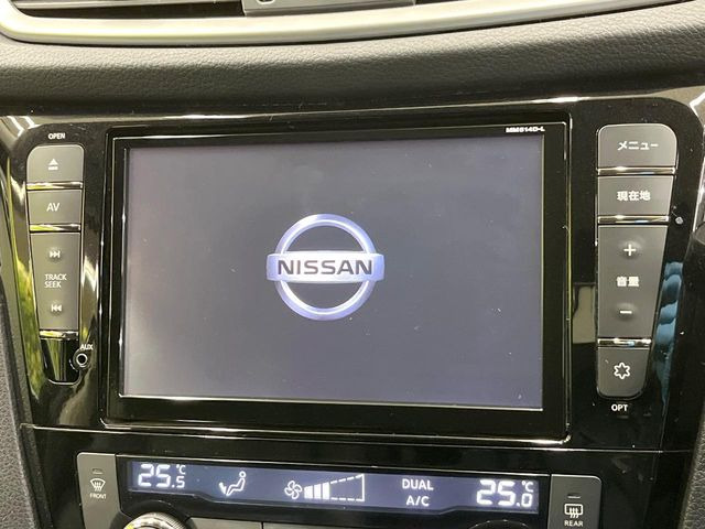 �y����8�^�i�r�z�l�C�̏����i�r�𑕔��B�I�[�f�B�I�@�\���[�����Ă���ABluetooth�ڑ�����΂������̃X�}�z��MP3�v���C���[�̉��y���Đ��\!�����̉^�]������Ɋy�����Ȃ�܂�!!