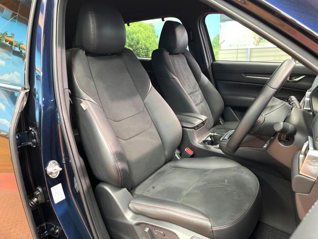 �y�n�[�t���U�[�V�[�g�z�������ƍ���S�n�𗼗������l�C�̃V�[�g���w�ʁE���ʂ̃t�@�u���b�N�f�ނ́A�ʋC���̗ǂ��⊊��ɂ����ɗD��Ă��܂��B�C���╞���ɍ��E���ꂸ���K�ɂ���肢�������܂��B