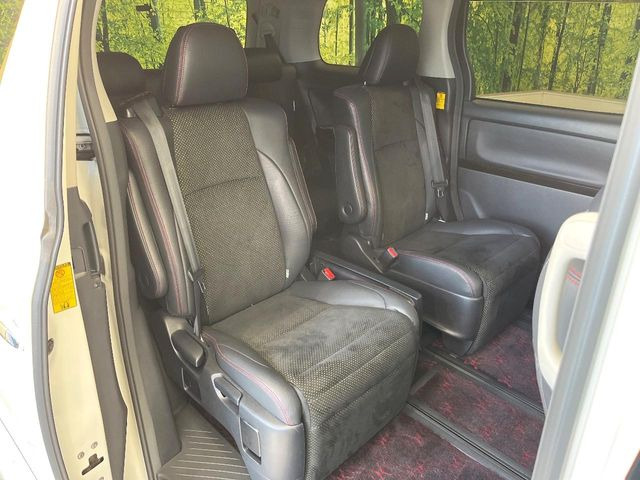 ���ڒ����̓E�H�[�N�X���[�ƂȂ��Ă���܂��B���ڂƎO��ڂ̈ړ�����~�肪�Ƃ��Ă��y�ɂȂ�̂ŁA���~��̍ۂ��X�g���X�������邱�Ƃ͂���܂����