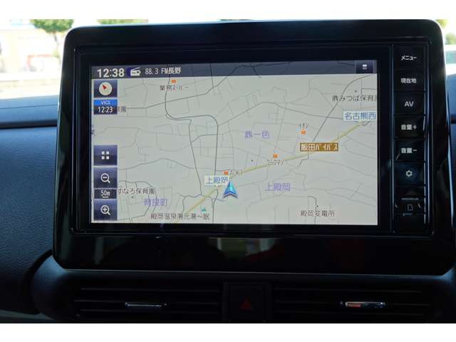 デリカミニT プレミアム 4WD