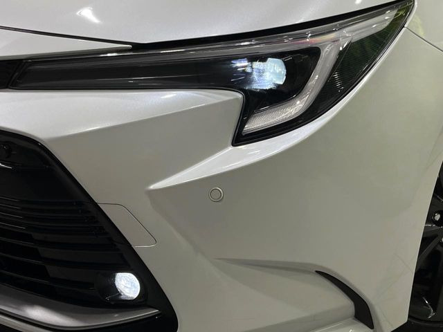 �yLED�w�b�h���C�g�z���V����ԑ��s�����ǍD�Ȏ��E���m�ۂ����S���ĉ^�]�ł��鍂�P�xLED�w�b�h���C�g�𑕔�!�_�����x�������A����d�͂��}�����Ă��܂��B