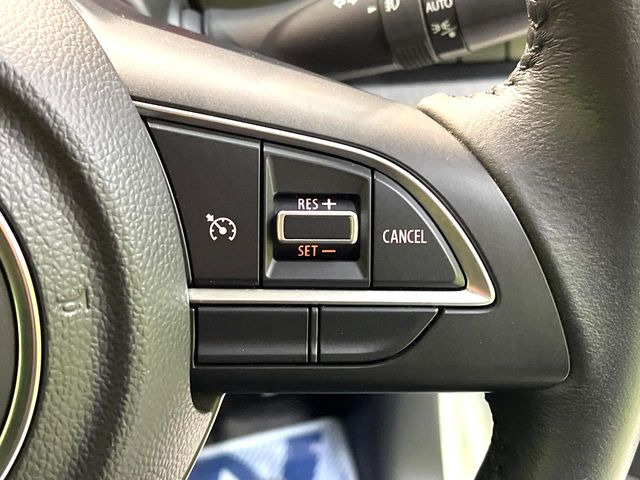 �y�N���[�Y�R���g���[���z�������H�����N���N���s�B�A�N�Z���𗣂��Ă���葬�x�ő��s���ł��A�������^�]���̕��S���y��!�����E�������ȒP�ȃX�C�b�`����Œ����ł��܂��B