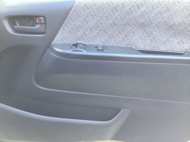 ���X�̎Ԃ̓��[���N���[�j���O�{�H�ς�!�[�ԑO�ɂ͎肪��WAX�A�����d�グ���|�Ŕ[�Ԃ������Ȃ��Ă���܂�!