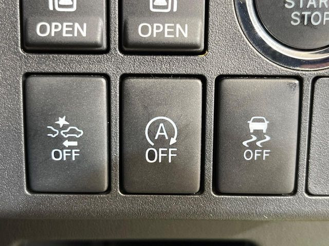 �y�X�}�[�g�A�V�X�g�z���s���ɑO���̎ԗ�����F�����A�Փ˂������Ȏ��͌x��ƃu���[�L�ŏՓˉ���Ɣ�Q�y�����A�V�X�g�B�����S�Ƀh���C�u�����y���݂��������܂��B