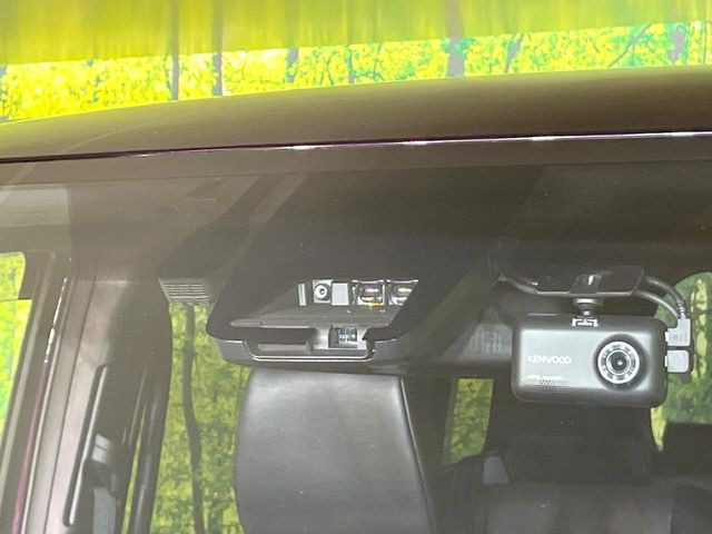 �y�g���^�Z�[�t�e�B�Z���X�z���s���ɑO���̎ԗ�����F�����A�Փ˂������Ȏ��͌x��ƃu���[�L�ŏՓˉ���Ɣ�Q�y�����A�V�X�g�B�����S�Ƀh���C�u�����y���݂��������܂��B