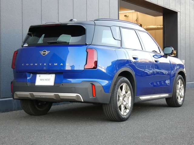 ミニカントリーマンD DCT ディーゼル