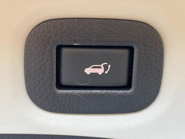 �y�p���[�o�b�N�h�A�z�X�}�[�g�L�[��^�]�Ȃ̃{�^�������������Ń��A�Q�[�g�������ŊJ���܂�!�ו��������Ă��鎞��A�����ʒu�ɂ���o�b�N�h�A��߂�ۂɕ֗��ȋ@�\�ł���