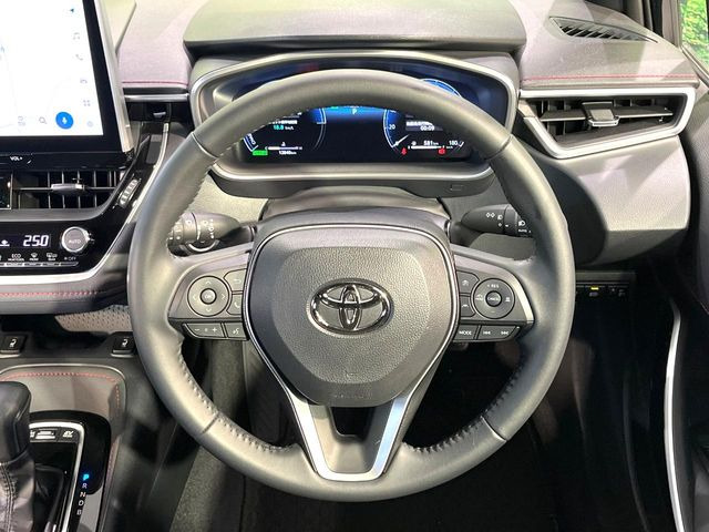 �y�����v�����X�e�A�����O�z�㎿�Ȋv���g�p���邱�ƂŁA��ɂ����������݂ƂĂ��^�]���₷���n���h���ł���