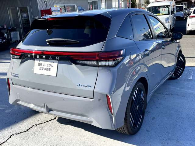 ノートオーラ1.2 G レザーエディション