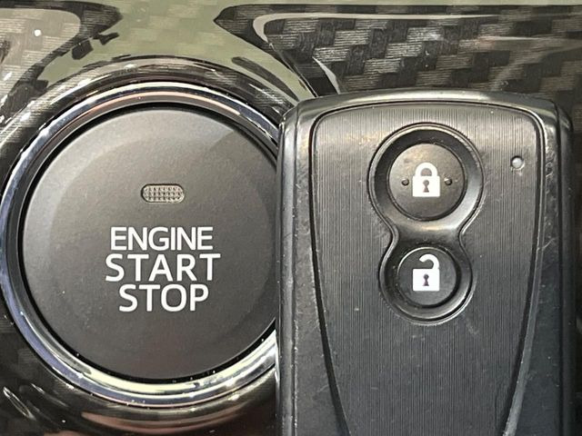 �y�X�}�[�g�L�[�z�J�o����|�P�b�g�ɓ��ꂽ�܂܂ł��h�A�̎{���E�������\�ȃX�}�[�g�L�[�𑕔��B�G���W���̃I���E�I�t�����J�M�����o���K�v����������Ƃ��Ă��֗��ł���