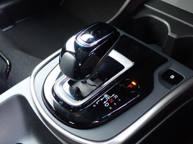 �V�t�g�m�u�̓X�����Ȃ��A���ꂢ�ȏ�Ԃł��B���ł��G��镔�������ꂢ���Ƒ�؂ɏ���Ă������Ƃ�������܂���B