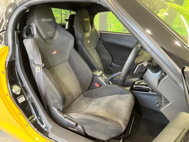 �y��p�X�|�[�c�V�[�g�z�z�[���h���ɗD��A�J�[�u���̑̂������}�����Ă���܂��B�܂��A�̂Ƀt�B�b�g���邩�獘��w�������ɂ����A�����O�h���C�u�⍂�����s�ł����K�ɂ��߂������������܂���