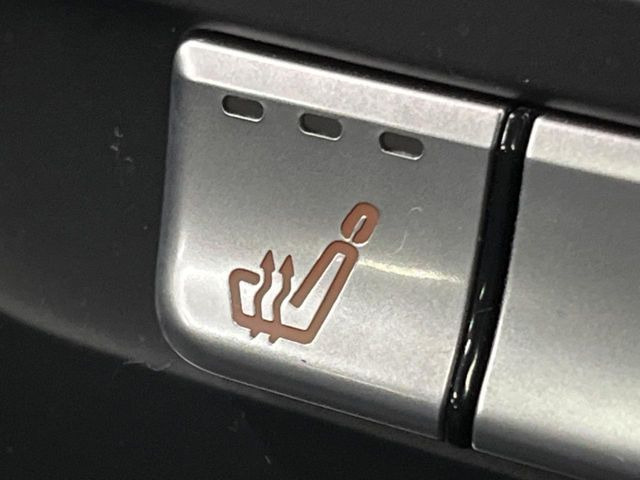 ���t�����g�V�[�g�q�[�e�B���O:�^�]�ȁE����ȋ��ɎO�i�K�Œ��߂��\�ȃV�[�g�q�[�^�[�𑕔����Ă���܂��B�G�߂��킸���K�ɂ��g�p���������܂��B