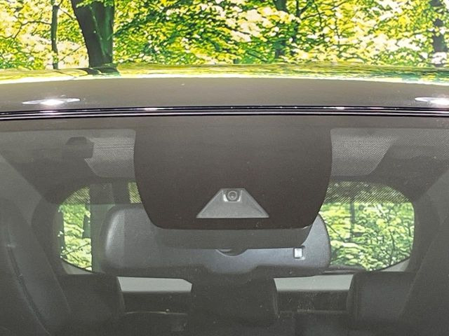 �y�g���^�Z�[�t�e�B�Z���X�z���s���ɑO���̎ԗ�����F�����A�Փ˂������Ȏ��͌x��ƃu���[�L�ŏՓˉ���Ɣ�Q�y�����A�V�X�g�B�����S�Ƀh���C�u�����y���݂��������܂��B