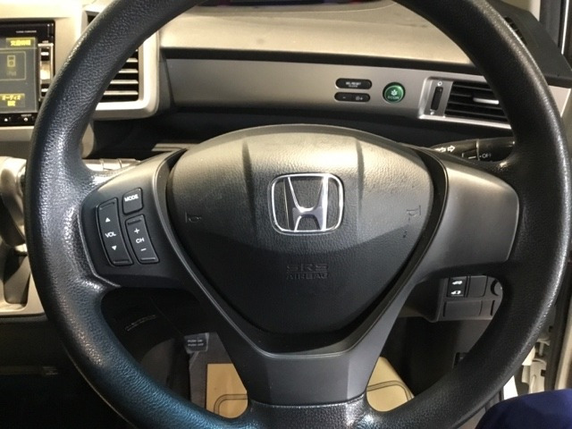 フリード1.5 G ジャストセレクション