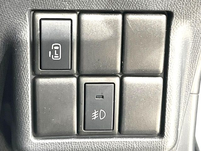 �y�p���[�X���C�h�h�A�z�X�}�[�g�L�[��^�]�Ȃ̃X�C�b�`�ŃX���C�h�h�A�̊J���\���d��������͂����ăh�A���J����K�v�������A���������q�l�ł��A�d���ו��������Ă��鎞�����N�ɊJ���߂ł��܂���