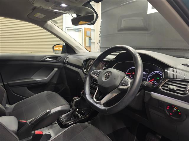 T-CrossTSI 1st プラス