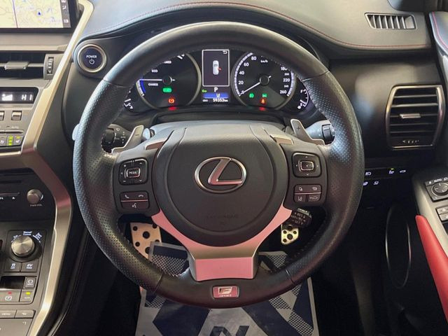 �y�����v�����X�e�A�����O�z�㎿�Ȋv���g�p���邱�ƂŁA��ɂ����������݂ƂĂ��^�]���₷���n���h���ł���