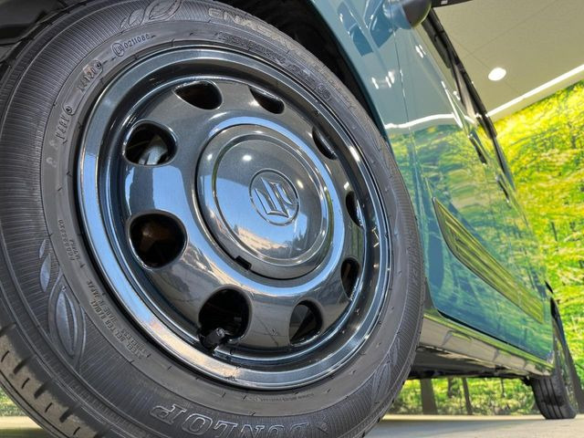 �y����14�C���`�A���~�z�C�[���z�O�ςɃ}�b�`���������A���~�z�C�[���𑕒����Ă���܂��B�e��ЊO�A���~�z�C�[����A�X�^�b�h���X�^�C�����戵�����Ă���܂��B���񂲑��k����������