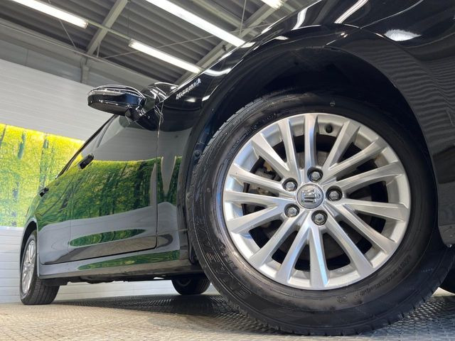 �y����16�C���`�A���~�z�C�[���z�O�ςɃ}�b�`���������A���~�z�C�[���𑕒����Ă���܂��B�e��ЊO�A���~�z�C�[����A�X�^�b�h���X�^�C�����戵�����Ă���܂��B���񂲑��k����������