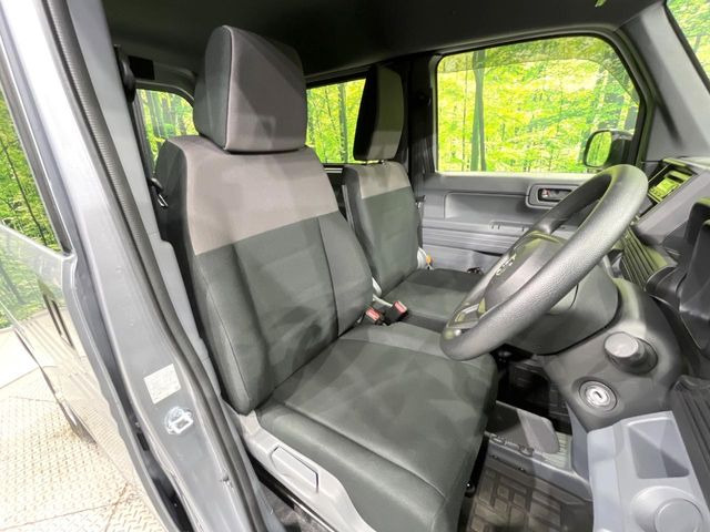 �^�]�ȃV�[�g���͎g�p�������Ȃ��A�ǍD�ȏ�ԂƂȂ��Ă��܂��B���J�Ɏg���Ă������Ƃ��悭�킩��܂��ˁB�܂��\���ȃX�y�[�X������A�啿�ȕ��ł��������^�]���Ă�����������ł��B