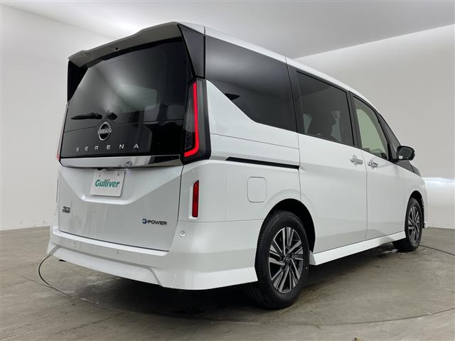 セレナ1.4 e-POWER ハイウェイスターV