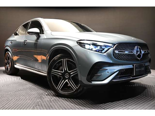 GLCクーペ220d 4マチック AMGラインパッケージ(ISG) 4WD