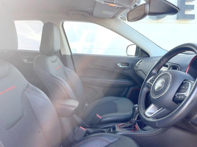 ���V�[�g�̎g�p��:�j��E�ւ�������Ȃ��A�����̒ʂ肫�ꂢ�ȏ�Ԃ��ێ����Ă���܂��B�܂��A�����N���[�j���O�E�R�[�e�B���O�����p�����������܂��B