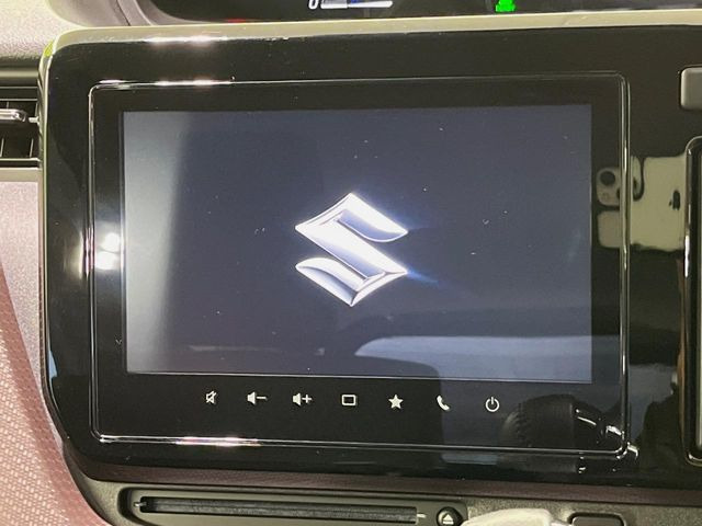 �y���[�J�[�����i�r�z�C���e���A�ɗn�����ރX�^�C���b�V���ȁu��p�݌v�v���[�J�[�i�r�𑕔��􎋔F���⑀�쐫�ȂǊ�{���\�ɂ��D��A���㎿�ȃJ�[���C�t�����y���݂��������܂��B