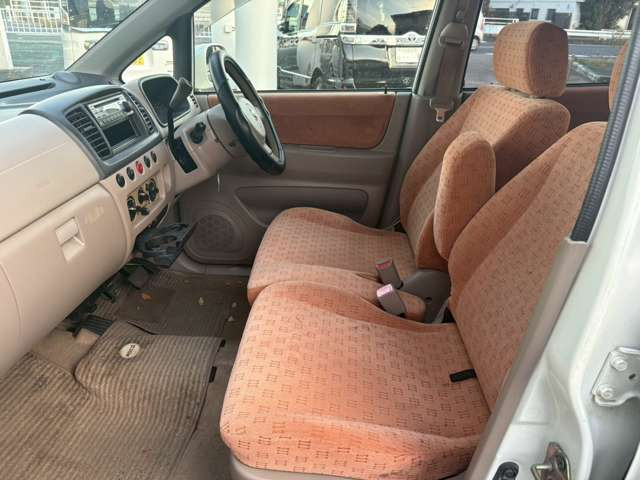 �C�ɂȂ邨�Ԃ�����܂�����E�̓d�b�ԍ����璼�ڂ��X�ɂ��₢���킹���������B�x�����@����ԗ����A��Ԃ܂łȂ�ł������������Ē����܂��B�X�^�b�t�ꓯ���A�����҂����Ă���܂��B