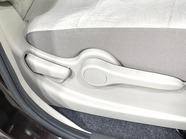 �y�V�[�g���t�^�[�z�V�[�g���ʂ̈ʒu���㉺�ɒ����ł���V�[�g���t�^�[�𑕔��B�啿�ȕ��������ȕ����œK�ȃh���C�r���O�|�W�V�����ŉ^�]�ł��܂��B