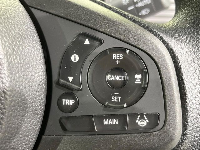 �y�A�_�v�e�B�u�N���[�Y�R���g���[���z�������H�ł̒��������s���y��!!�����ő��x��ۂN���[�Y�R���g���[�����A�Փˌy���V�X�e���ƘA�g���A�O���̎ԗ������m���ĎԊԂ�ۂ悤�ɑ��x���߂��Ă���܂�!!