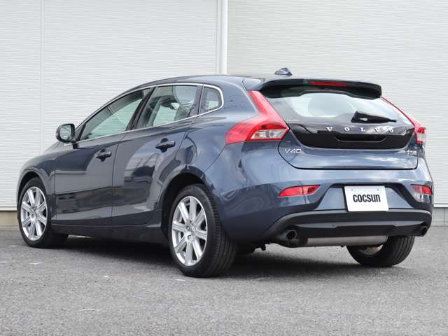 �V�i�����o�b�e���[�̓h�C�c��VARTA(�o���^)���g�p���܂��B���B�Ԃ̏����i�ɍ̗p����鍂�i���o�b�e���[�ł��B