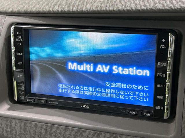 �y�����i�r�z�l�C�̏����i�r�𑕔����Ă���܂��B�i�r�̎g���₷���͂������A�I�[�f�B�I�@�\���[��!�L�����v�◷�s�͂������A�ʋ΂┃�����ȂǕ��i�̃h���C�u���y�����Ȃ�͂���