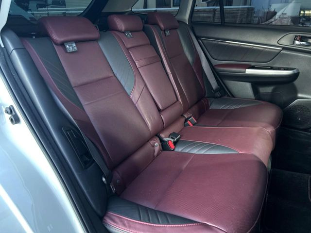 �L�X�Ƃ���2��ڃV�[�g�͋��Z���������A���S�n�����K!�F�B��Ƒ��Ƃ̂��o�����ɂ҂�����ł��B�x�r�[�V�[�g��`���C���h�V�[�g�g�p�������K�ɂ��߂�������������\���ȋ�Ԃ��m�ۂ��Ă��܂��B