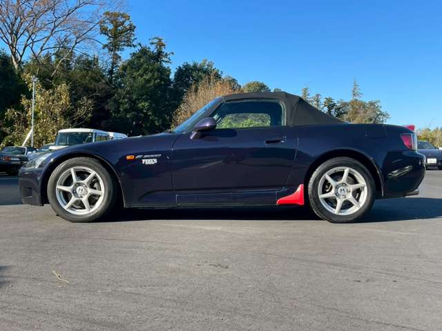 ���X�݌ɂ͊O���A�����N���[�j���O��ɓW�����A�����Ď��̏C�����̗L���A���[�^�[��������̗L������O�ҋ@�ւɂ�錟����S����{���Ă���܂��B�Ԍ��A�����A����h�������ЂőΉ��ł��܂��̂ł����S���������B