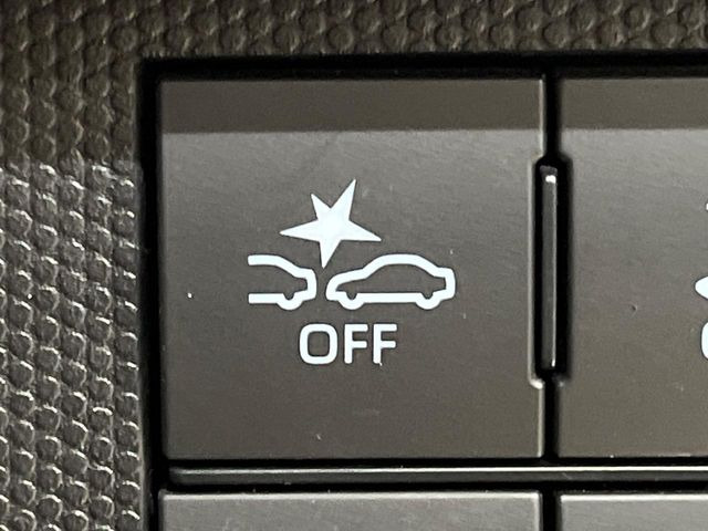 �y�X�}�[�g�A�V�X�g�z���s���ɑO���̎ԗ�����F�����A�Փ˂������Ȏ��͌x��ƃu���[�L�ŏՓˉ���Ɣ�Q�y�����A�V�X�g�B�����S�Ƀh���C�u�����y���݂��������܂��B