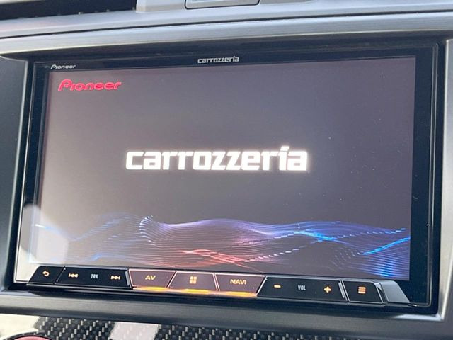 �y�p�C�I�j�ASD�i�r�Q�[�V�����z�g���₷���i�r�ŖړI�n�܂ł�������ē����Ă���܂��B�e��I�[�f�B�I�Đ��@�\���[�����Ă���A���Ԃ̉^�]������Ɋy�����Ȃ�܂�!!