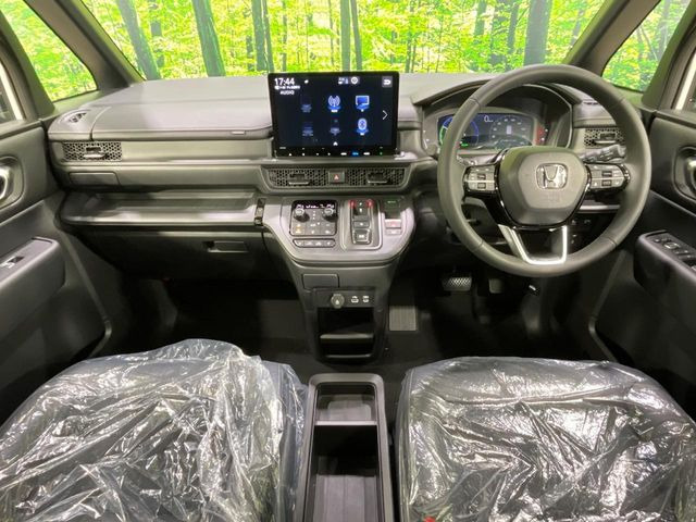 ステップワゴン2.0 e:HEV スパーダ