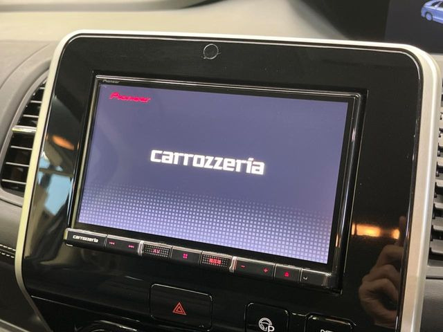 �y���ʃi�r�z�l�C�̑�^8�C���`�i�r�𑕔��B���݊��̂�����ʂ̓C���p�N�g��!�i�r���p���̃}�b�v�\���͌��₷���A�e���r��DVD�͗Տꊴ���A�b�v!�����̃h���C�u���O�b�Ɗy�����Ȃ�܂���