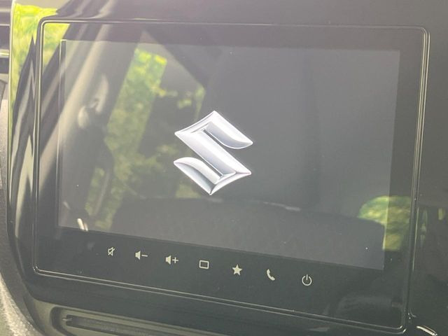 �y���[�J�[����9�^�i�r�z�C���e���A�ɗn�����ރX�^�C���b�V���ȁu��p�݌v�v���[�J�[�i�r�𑕔��􎋔F���⑀�쐫�ȂǊ�{���\�ɂ��D��A���㎿�ȃJ�[���C�t�����y���݂��������܂��B