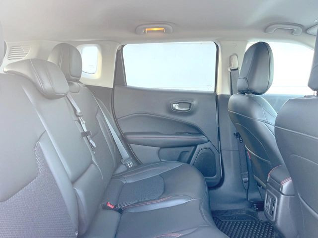 ���㕔���Ȃ��C�ɂȂ�悤�ȃL�Y�E�����ւ��蓙�A�傫�ȃ_���[�W�͂Ȃ��A�ǍD�ȏ�Ԃł��B