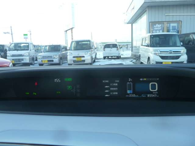 プリウス1.8 A E-Four 4WD