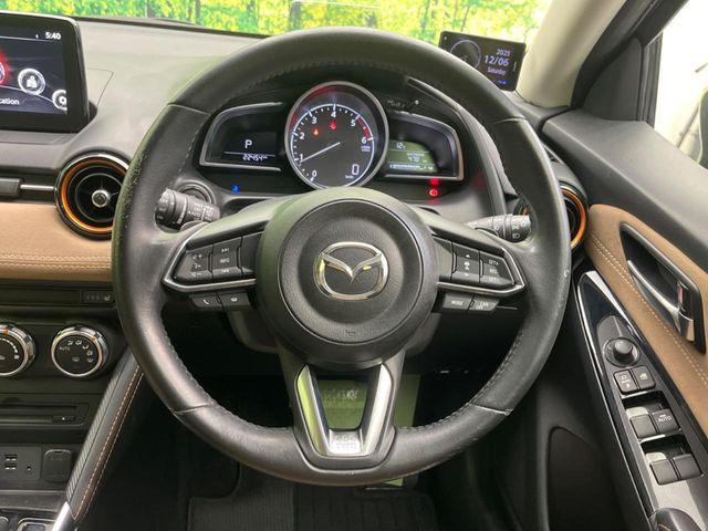 �y�����v�����X�e�A�����O�z�㎿�Ȋv���g�p���邱�ƂŁA��ɂ����������݂ƂĂ��^�]���₷���n���h���ł���