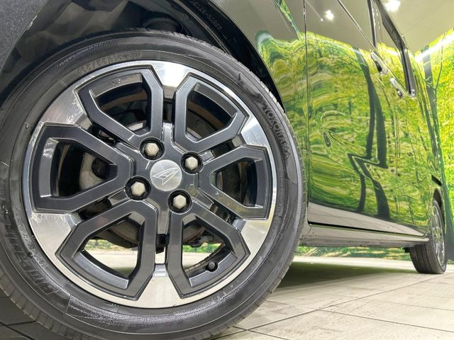 �y����15�C���`�A���~�z�C�[���z�O�ςɃ}�b�`���������A���~�z�C�[���𑕒����Ă���܂��B�e��ЊO�A���~�z�C�[����A�X�^�b�h���X�^�C�����戵�����Ă���܂��B���񂲑��k����������