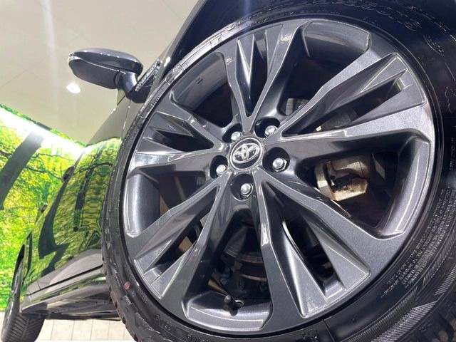 �y����17�C���`�A���~�z�C�[���z�O�ςɃ}�b�`���������A���~�z�C�[���𑕒����Ă���܂��B�e��ЊO�A���~�z�C�[����A�X�^�b�h���X�^�C�����戵�����Ă���܂��B���񂲑��k����������