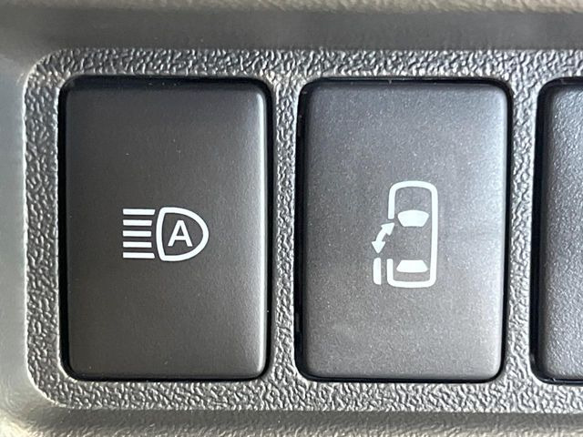 �y�p���[�X���C�h�h�A�z�X�}�[�g�L�[��^�]�Ȃ̃X�C�b�`�ŃX���C�h�h�A�̊J���\���d��������͂����ăh�A���J����K�v�������A���������q�l�ł��A�d���ו��������Ă��鎞�����N�ɊJ���߂ł��܂���