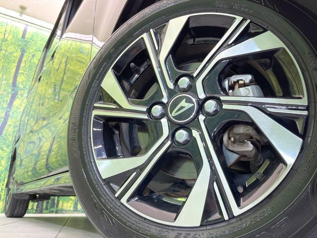 �y����14�C���`�A���~�z�C�[���z�O�ςɃ}�b�`���������A���~�z�C�[���𑕒����Ă���܂��B�e��ЊO�A���~�z�C�[����A�X�^�b�h���X�^�C�����戵�����Ă���܂��B���񂲑��k����������